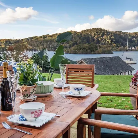 Luxury On The Shores Of Windermere Bowness-on-Windermere