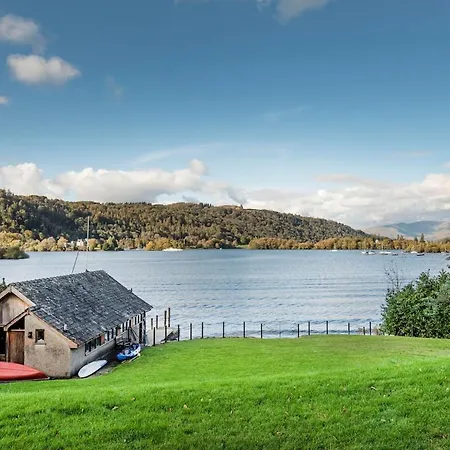 Luxury On The Shores Of Windermere Bowness-on-Windermere