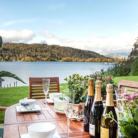 Luxury On The Shores Of Windermere Bowness-on-Windermere