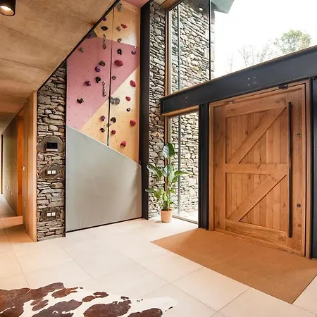 Villa Luxury On The Shores Of Windermere