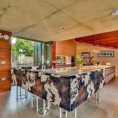 Βίλα Luxury On The Shores Of Windermere