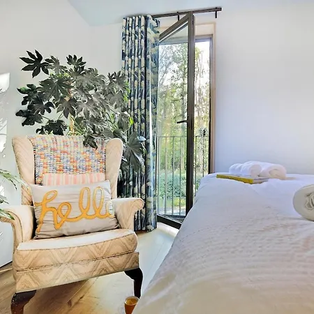 Luxury On The Shores Of Windermere *
