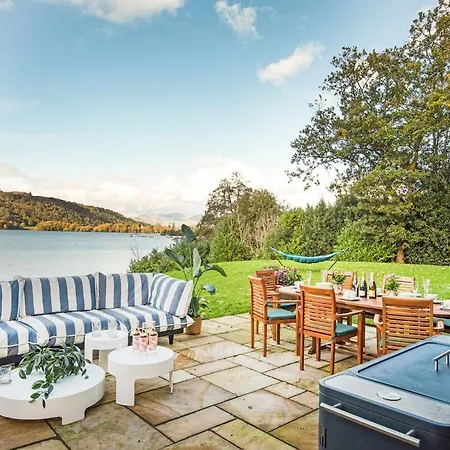 Villa Luxury On The Shores Of Windermere *