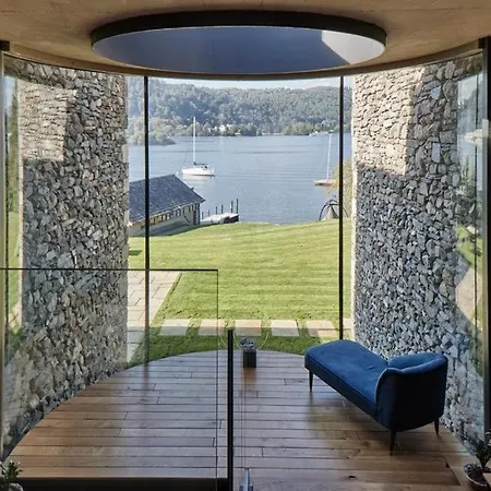 Villa Luxury On The Shores Of Windermere *