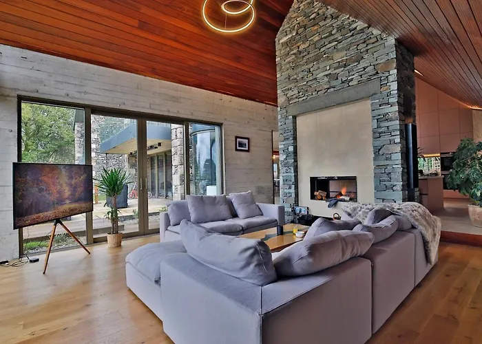 Villa Luxury On The Shores Of Windermere Bowness-on-Windermere