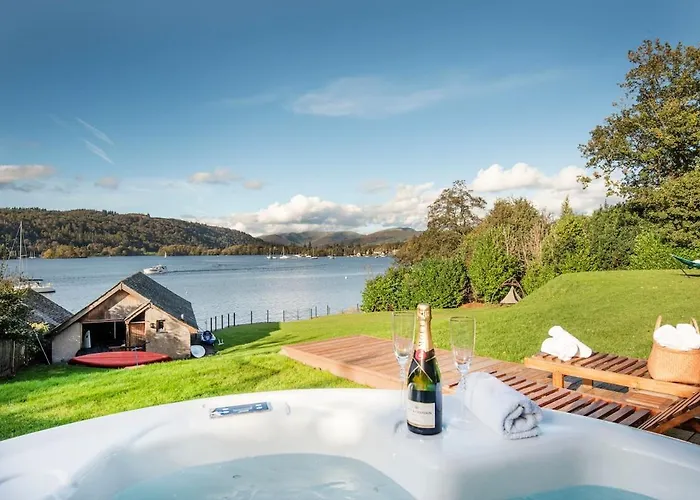 Villa Luxury On The Shores Of Windermere *