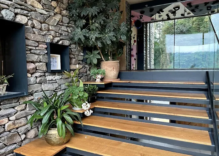 Luxury On The Shores Of Windermere Villa