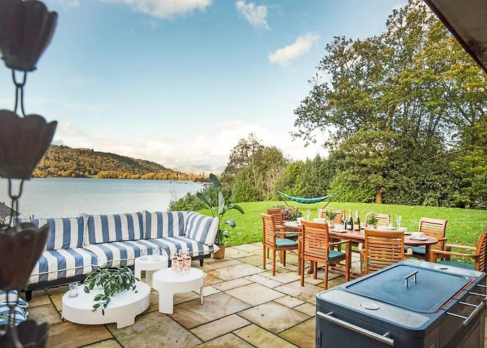 Villa Luxury On The Shores Of Windermere *