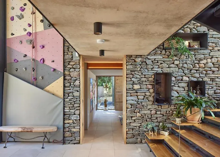 Luxury On The Shores Of Windermere Villa