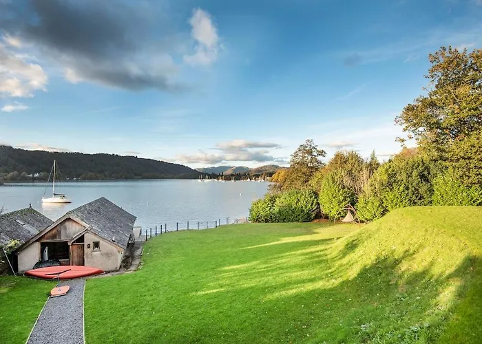 Luxury On The Shores Of Windermere Villa Bowness-on-Windermere